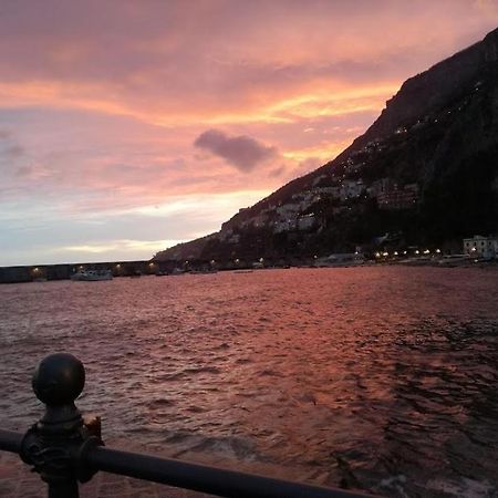 Domus Gaia Bed and Breakfast Amalfi Exteriör bild