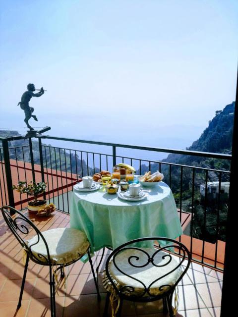 Domus Gaia Bed and Breakfast Amalfi Exteriör bild